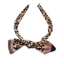 Load image into Gallery viewer, Leopard Print Fabric Accessories
